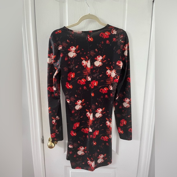 Wilfred Dress - Picture 1 of 3